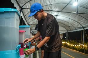 BIB: 
                            <button type="button" onclick="openModal(26535426)" class="btn btn-primary btn-sm float-right btn-popup" data-toggle="modal" data-target=".modal-high-quality">
                        <i class="fas fa-shopping-cart"></i> Add to Cart
                    </button>
                                            <button type="button" onclick="isThisMe(26535426, true)" class="btn btn-success btn-sm float-right btn-popup btn-isme hidden" data-toggle="tooltip" data-placement="bottom" title="นี่คือรูปของคุณใช่ไหม คลิกที่นี่เพื่อเอาเข้าอัลบั้ม">
                        <i class="fas fa-plus"></i> Add to album
                    </button>
                    <button type="button" onclick="isThisMe(26535426, false)" class="btn btn-warning btn-sm float-right btn-popup btn-isnotme hidden">
                        <i class="fas fa-ban"></i> Remove from album
                    </button>